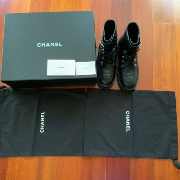 Chanel Quilted Combat Boots in Size 36.5 with Box & Dust bags. - Picture 3 of 10